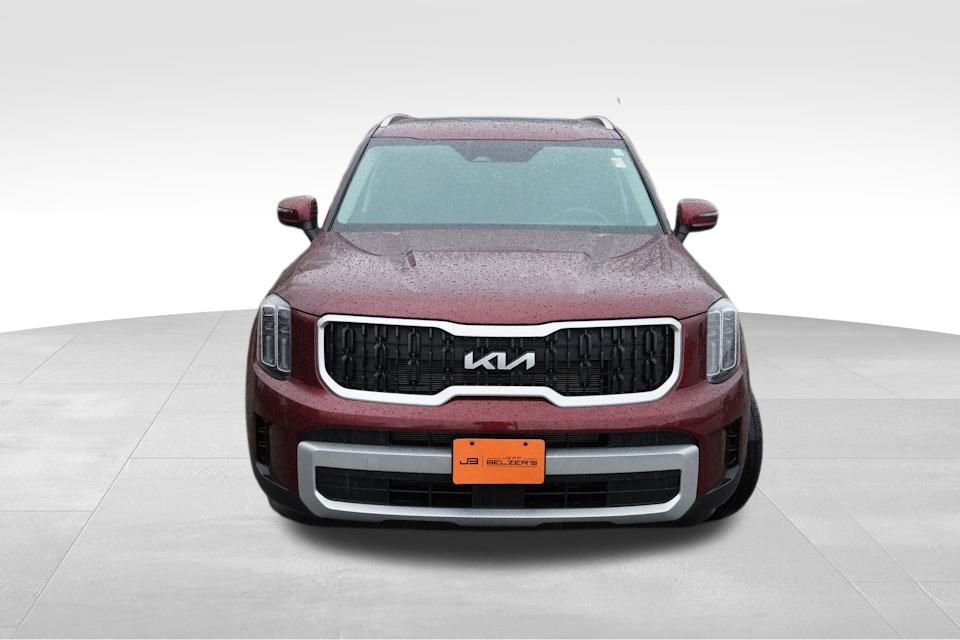 Certified 2024 Kia Telluride EX image 12