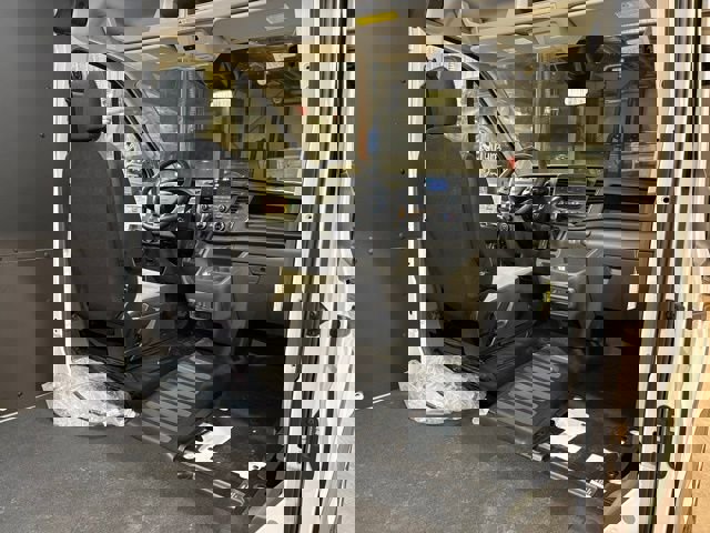 New 2024 Ford Transit 250 148 Medium Roof w/ Load Area Protection Package RWD image 13