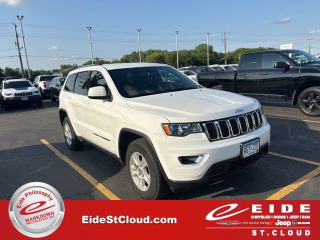 Used 2017 Jeep Grand Cherokee Laredo w/ Quick Order Package 23E AWD/4WD image 1