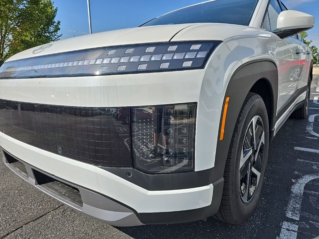 New 2026 Hyundai Ioniq 9 SE image 11