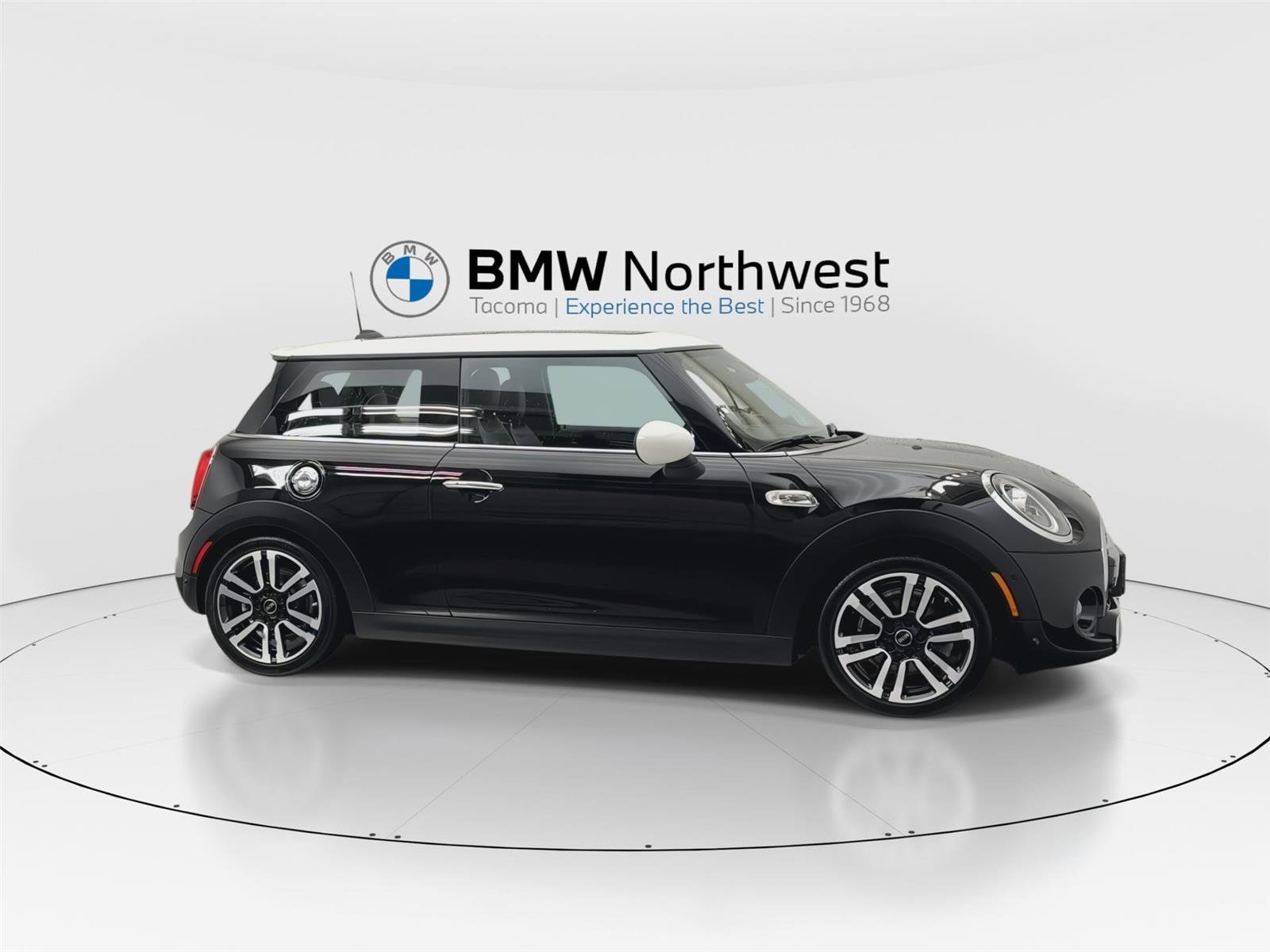 Used 2019 MINI Cooper S w/ Driver Assistance Package image 5