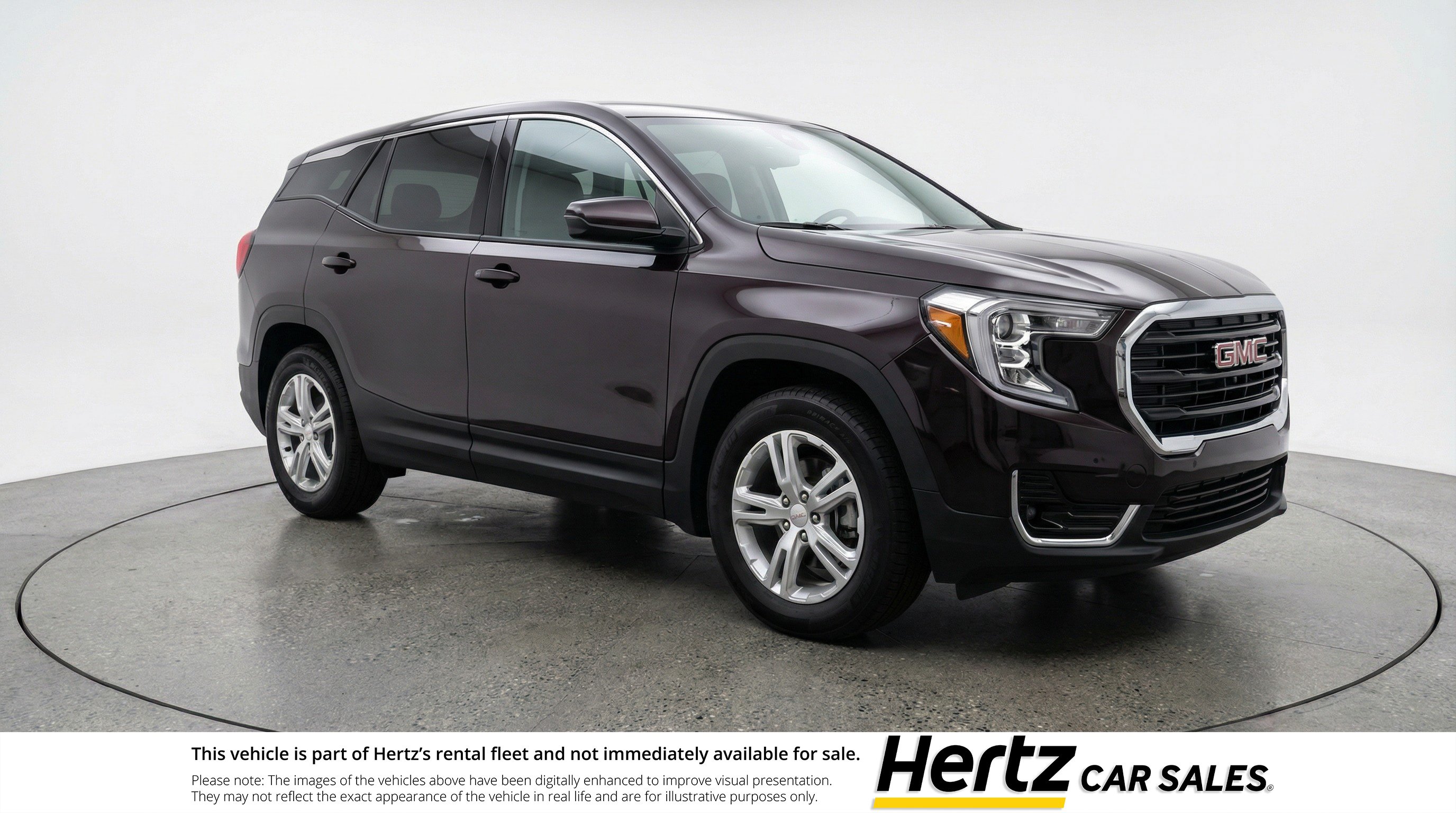 Used 2024 GMC Terrain SLE FWD image 1
