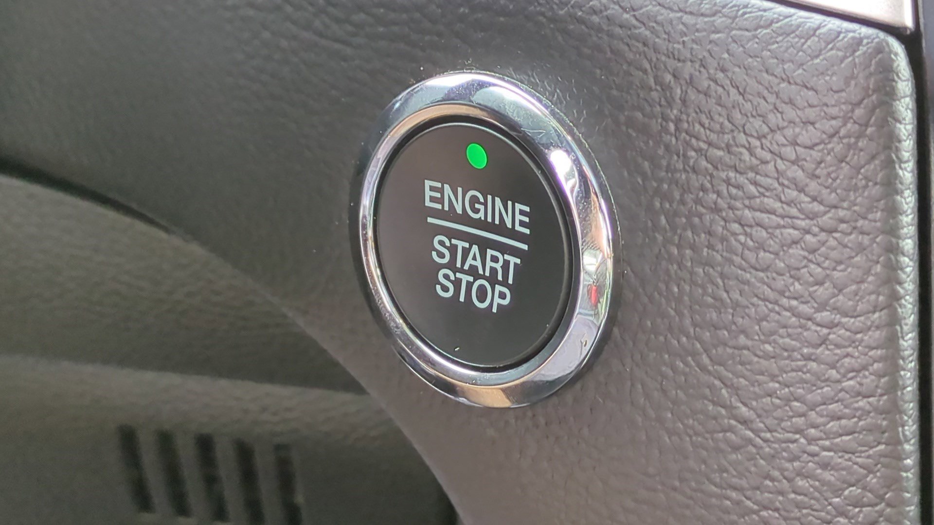 Used 2022 Ford Edge SEL w/ Convenience Package image 23