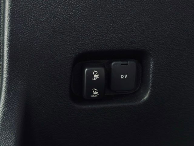 Used 2023 Ford Edge SEL w/ Convenience Package image 13