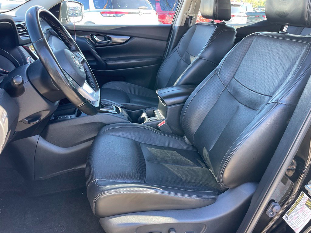 Certified 2022 Nissan Rogue Sport SL AWD/4WD image 5