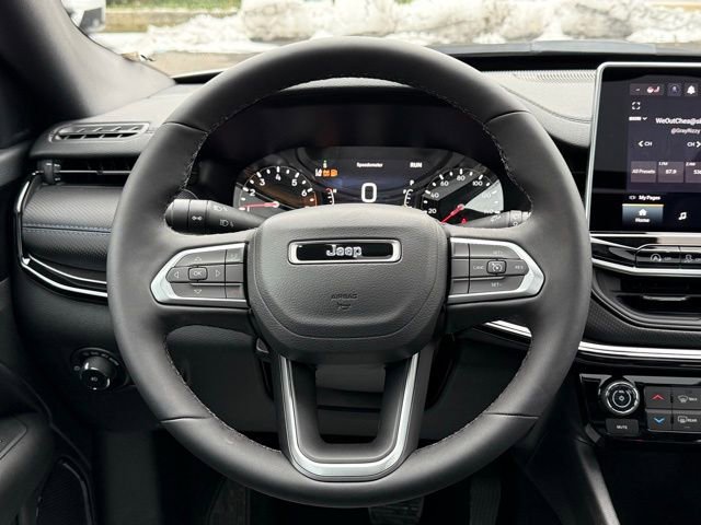 New 2026 Jeep Compass Latitude w/ Sun and Sound Group AWD/4WD image 23