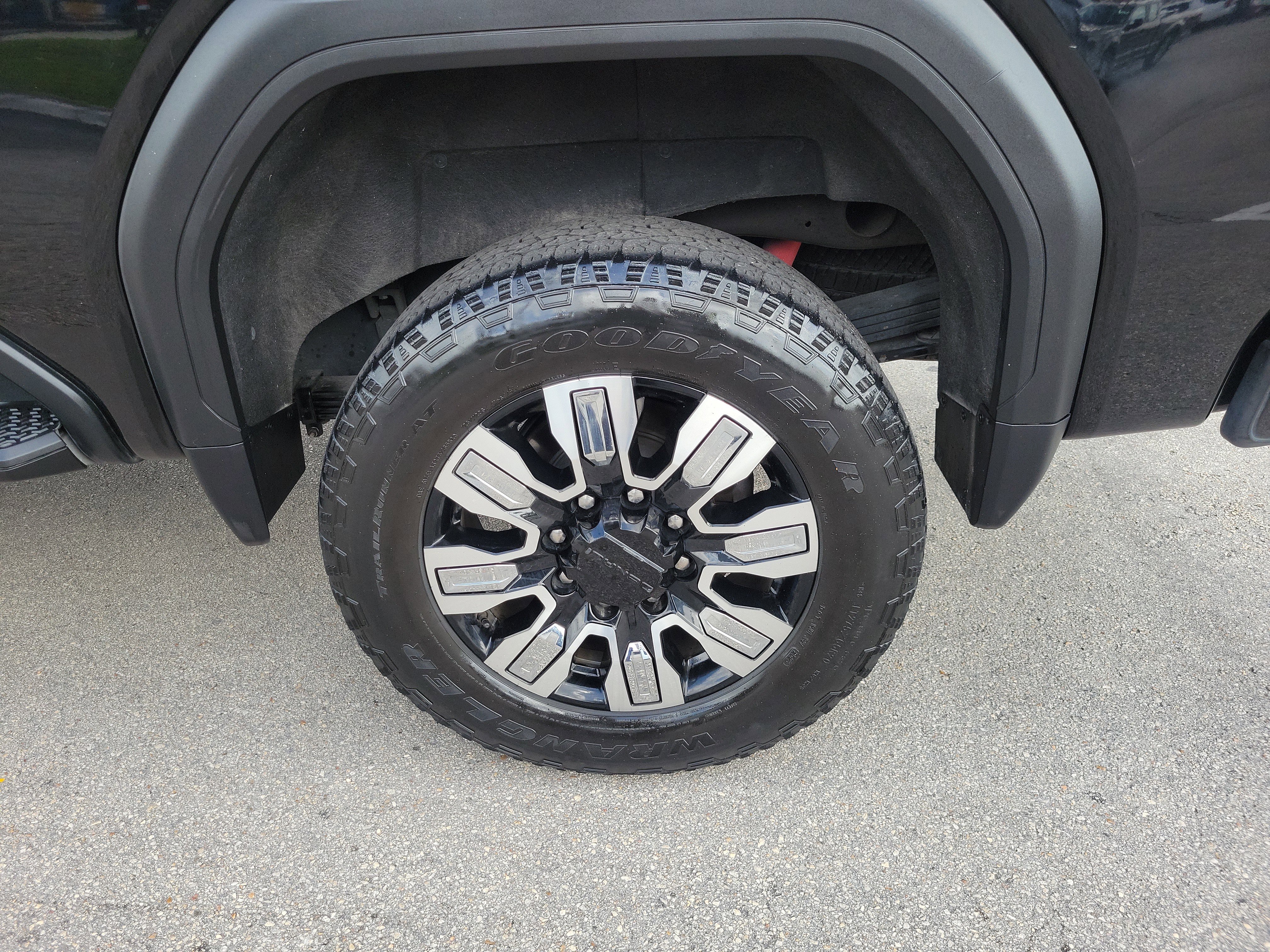 Used 2024 GMC Sierra 2500 Denali w/ Denali Reserve Package image 27