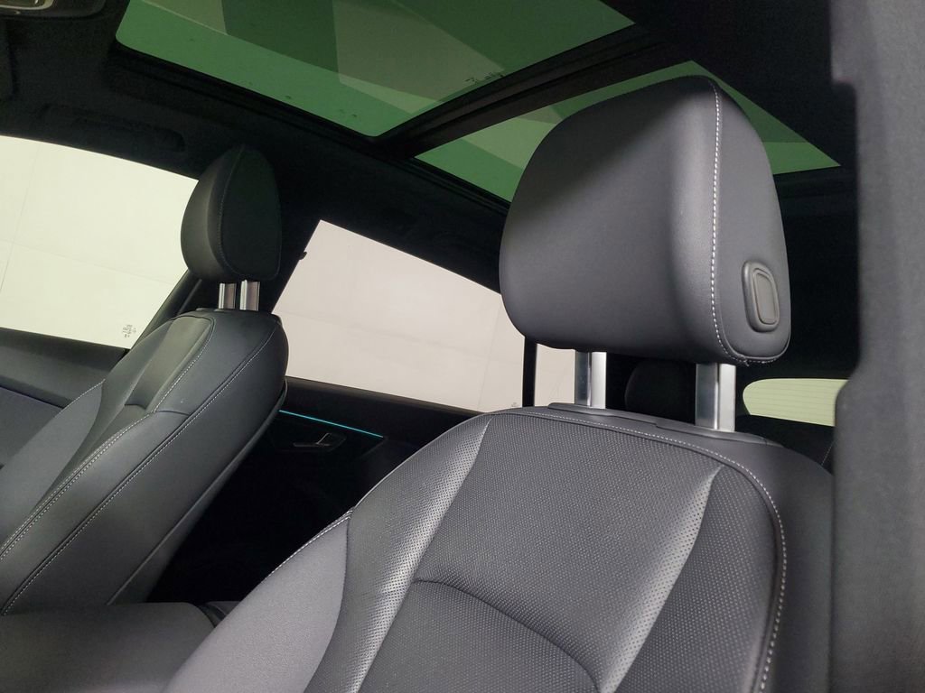 Used 2023 Audi Q8 Premium Plus image 23