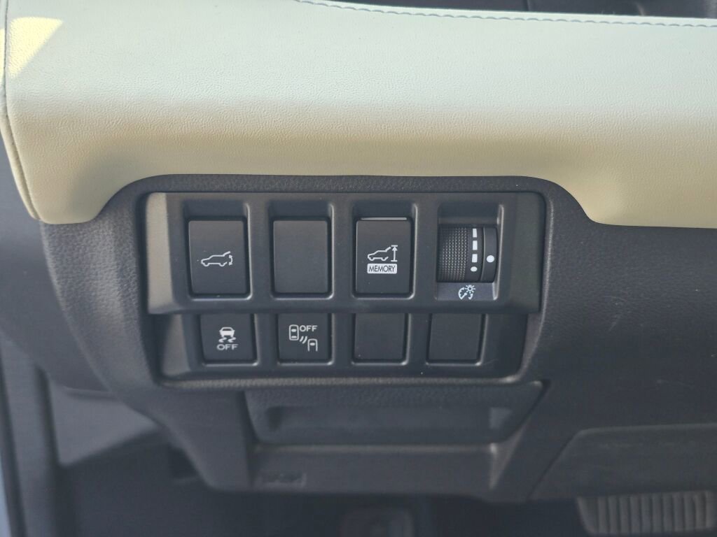 Used 2019 Subaru Ascent Limited w/ Popular Package #2A image 21