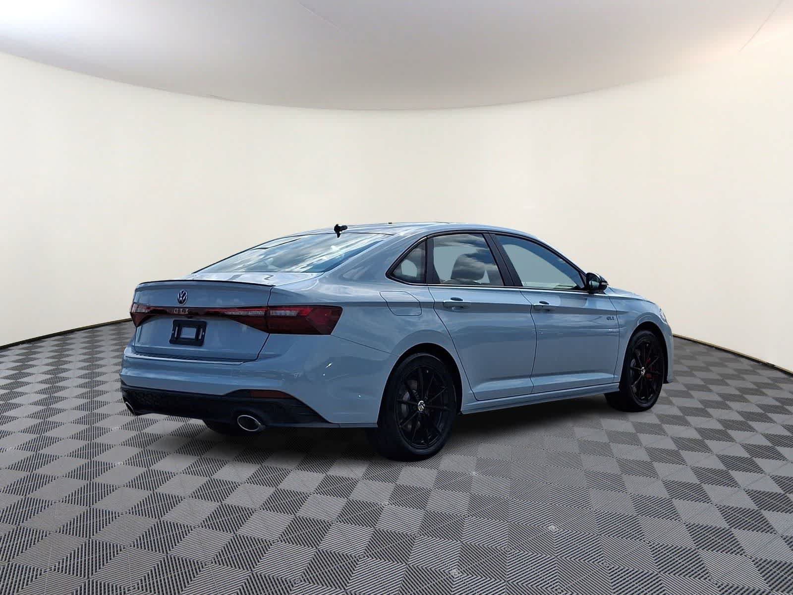 Used 2025 Volkswagen Jetta GLI Autobahn FWD image 5