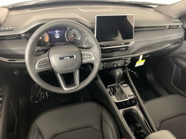 New 2026 Jeep Compass Latitude AWD/4WD image 13