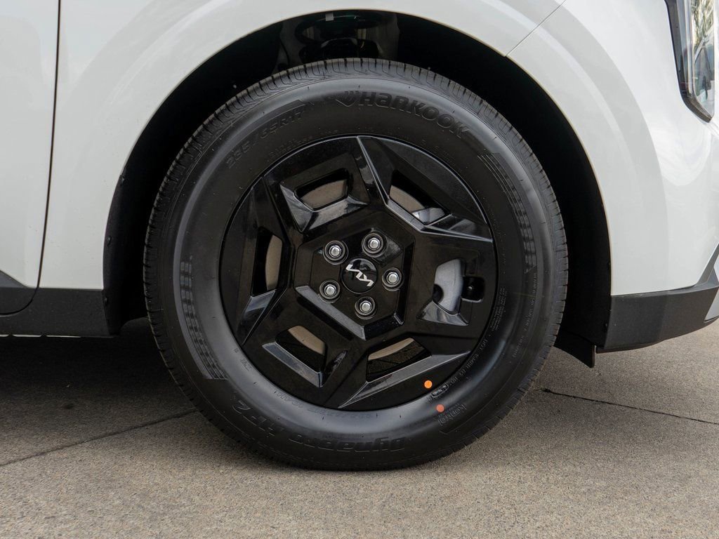 New 2026 Kia Carnival LX image 31