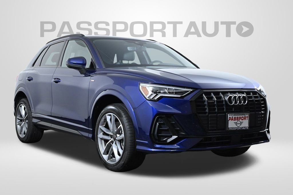 Used 2024 Audi Q3 2.0T Premium Plus w/ Premium Plus Package image 3