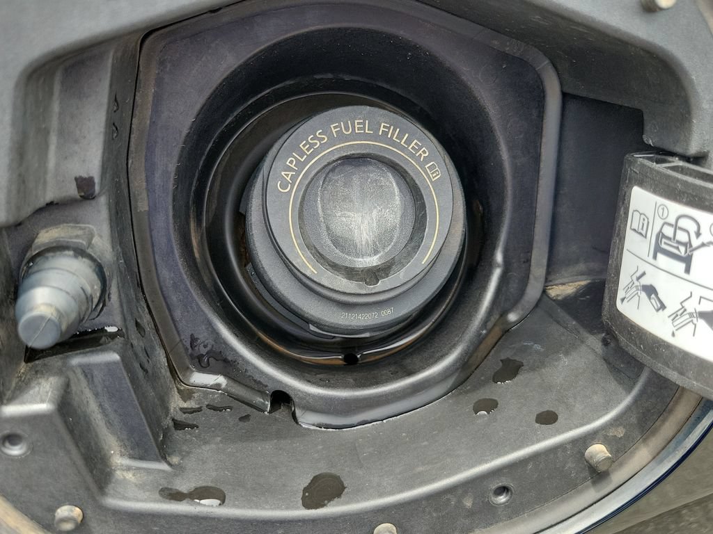 Used 2023 Nissan Rogue SV AWD/4WD image 35