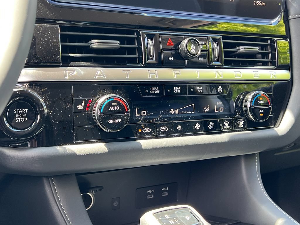 New 2026 Nissan Pathfinder SL AWD/4WD image 15