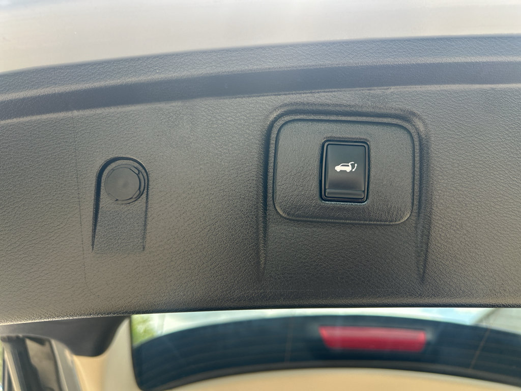 Used 2021 Nissan Murano SL w/ SL Moonroof Package FWD image 10