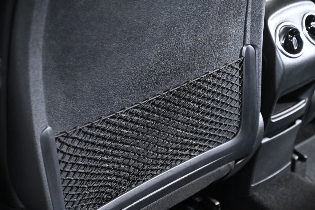 Used 2022 Mercedes-Benz GLB 35 AMG 4MATIC image 35