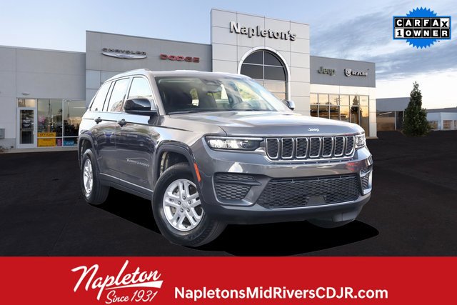 Used 2022 Jeep Grand Cherokee Laredo w/ Luxury Tech Group I