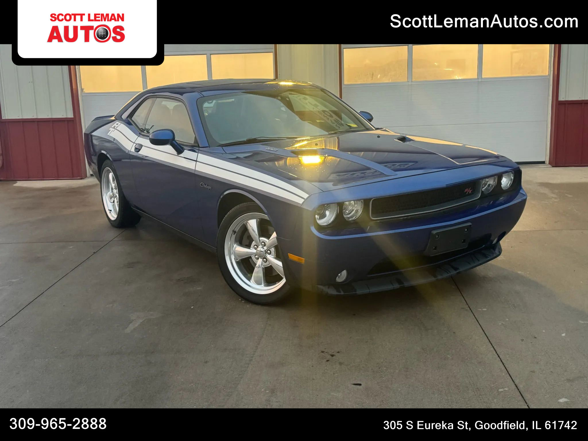 Used 2012 Dodge Challenger R/T image 1