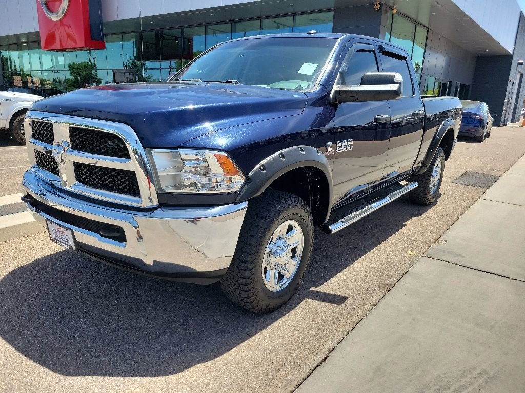 Used 2016 RAM 2500 Tradesman w/ Chrome Appearance Group AWD/4WD image 3