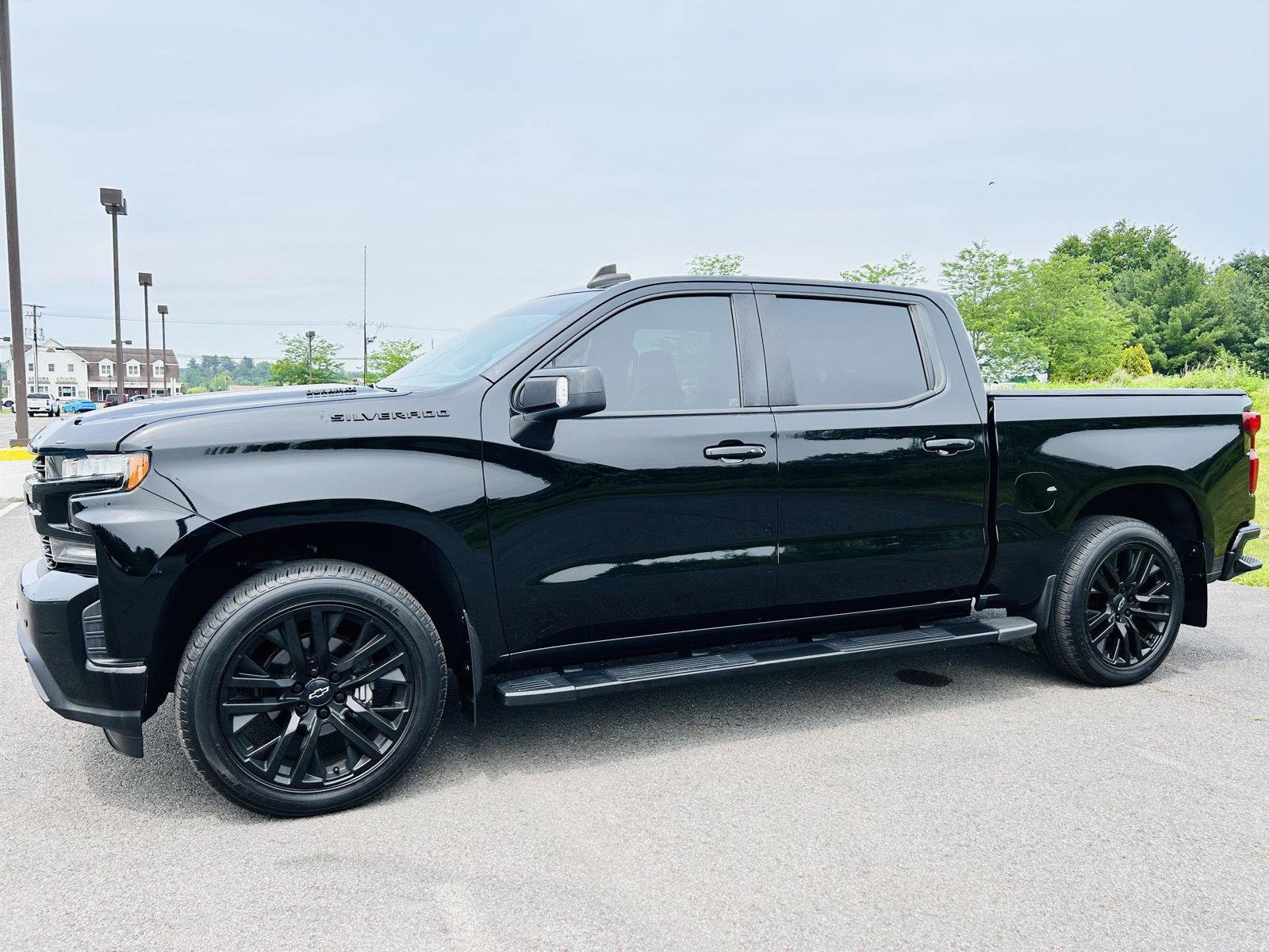Used 2020 Chevrolet Silverado 1500 RST w/ All-Star Edition image 3
