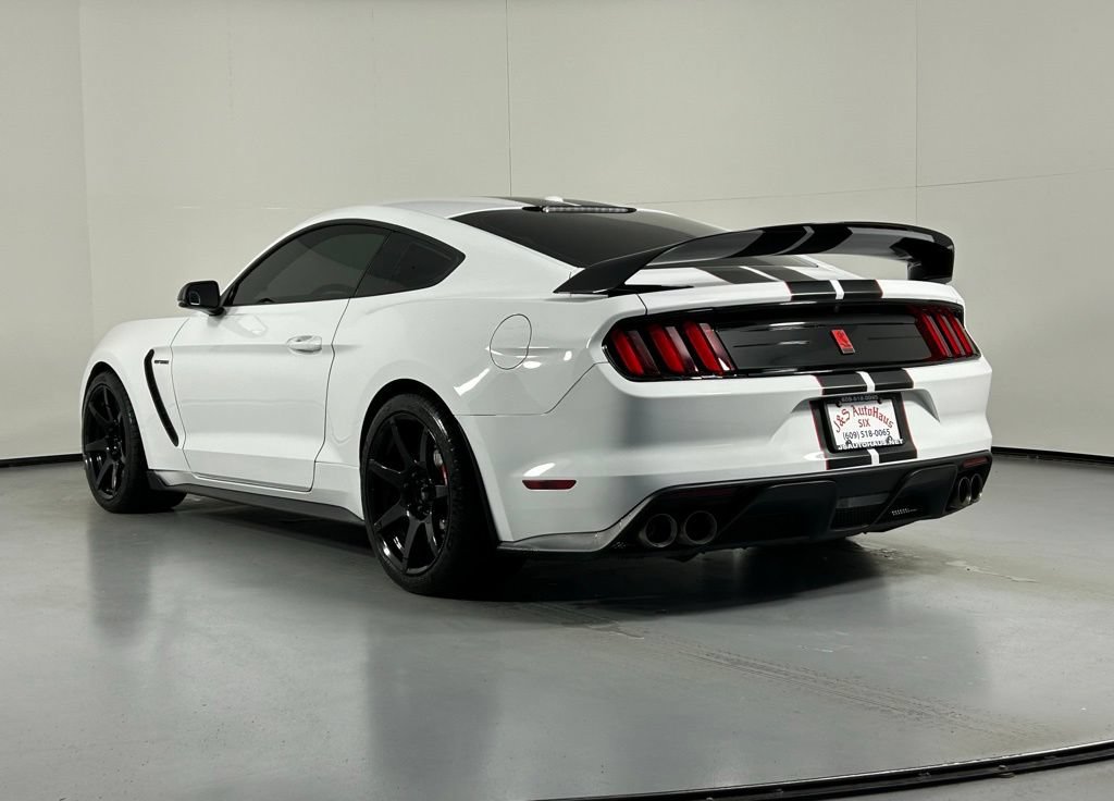 Used 2019 Ford Mustang Shelby GT350R w/ GT350R Equipment Group 920A RWD image 6