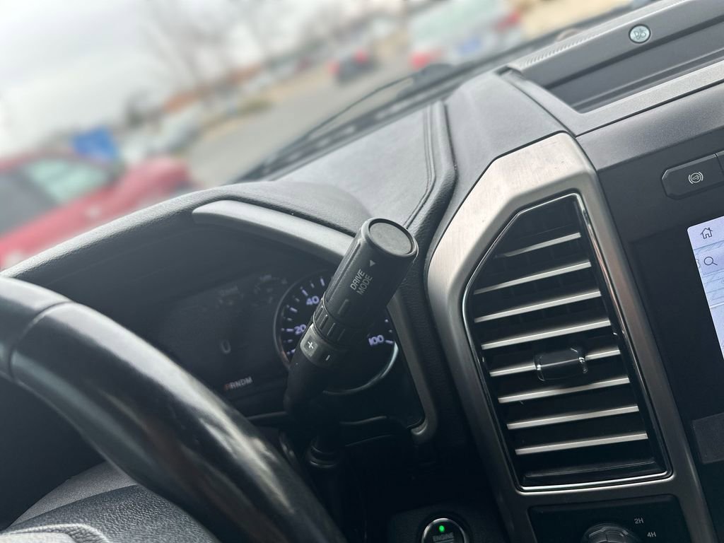 Used 2021 Ford F250 Platinum w/ FX4 Off-Road Package image 22