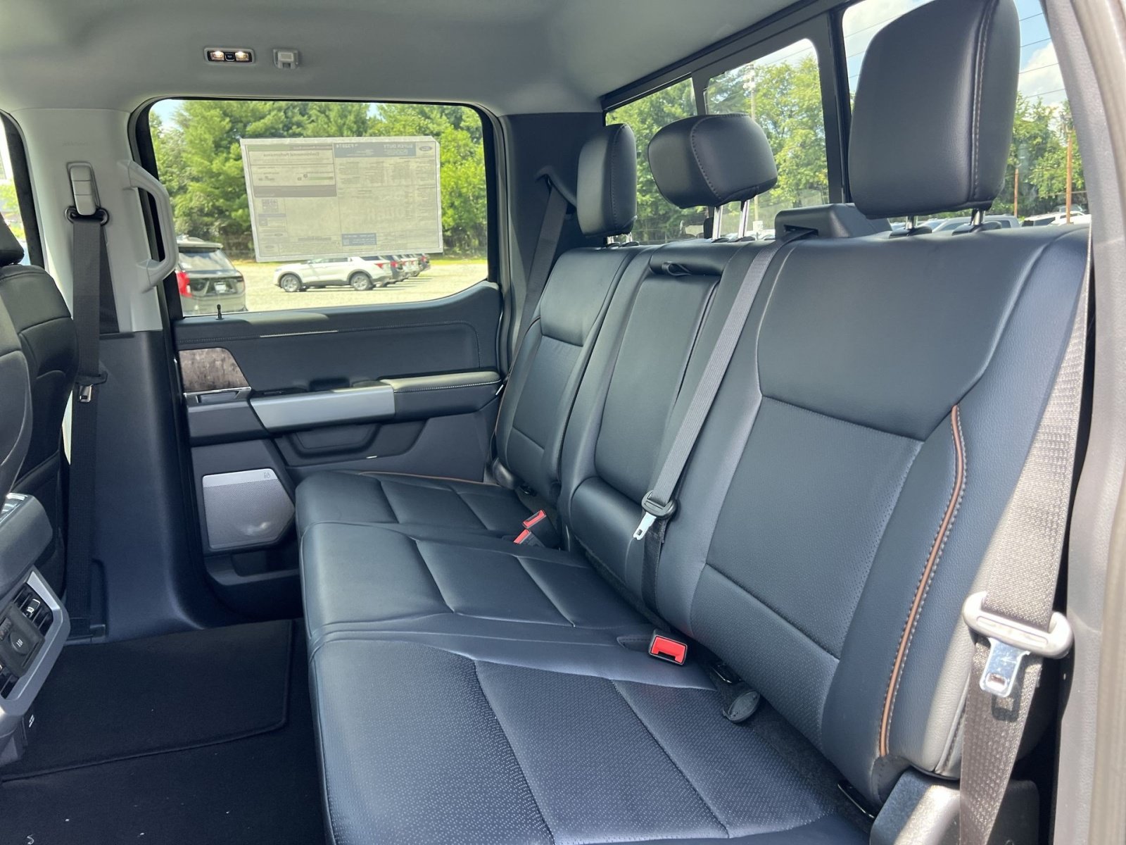 New 2026 Ford F250 Lariat w/ Lariat Premium Package AWD/4WD image 24