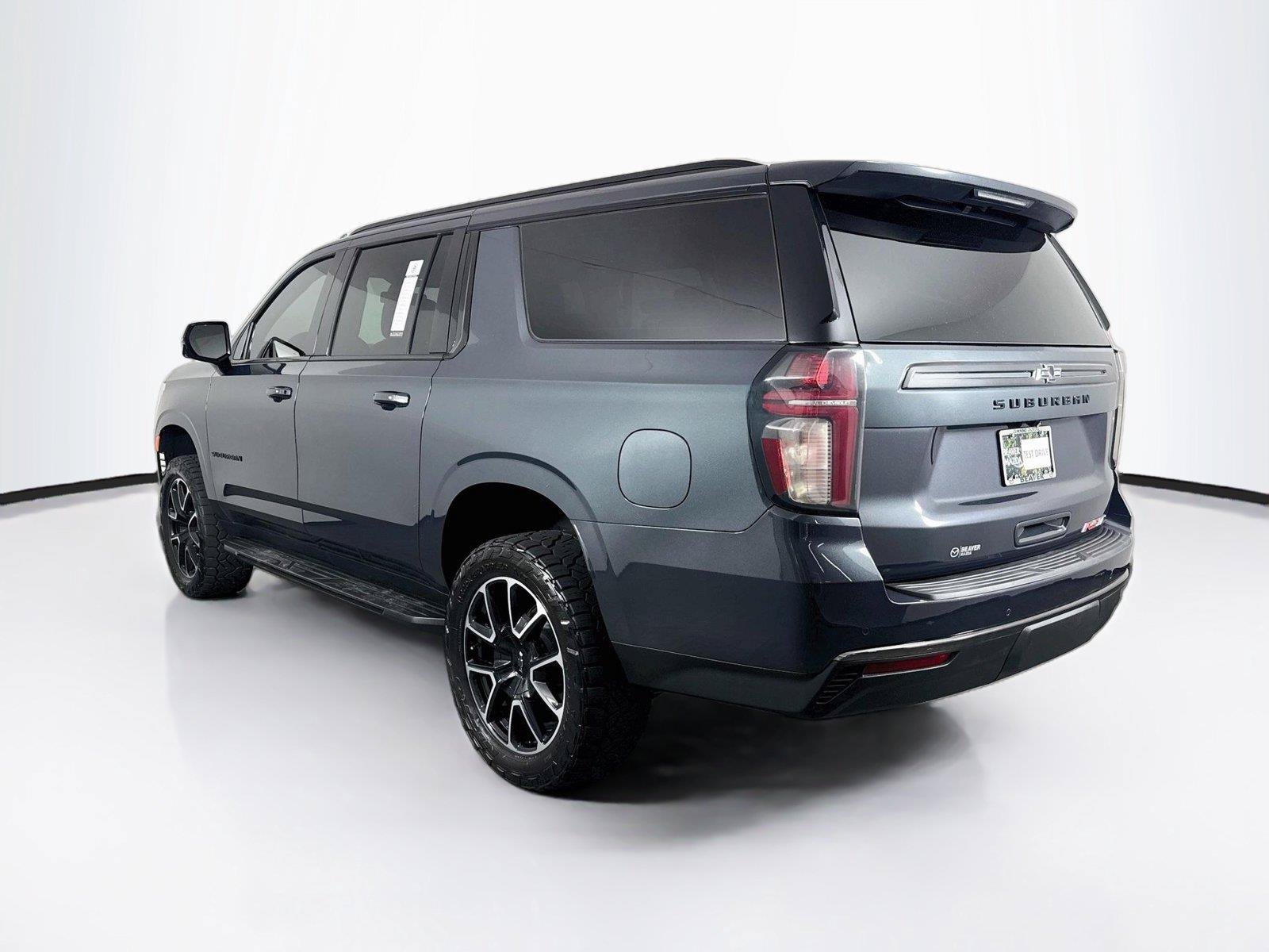 Used 2022 Chevrolet Suburban RST w/ Luxury Package AWD/4WD image 13