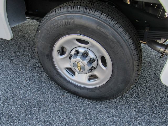 New 2025 Chevrolet Express 3500 w/ Power Convenience Package image 11