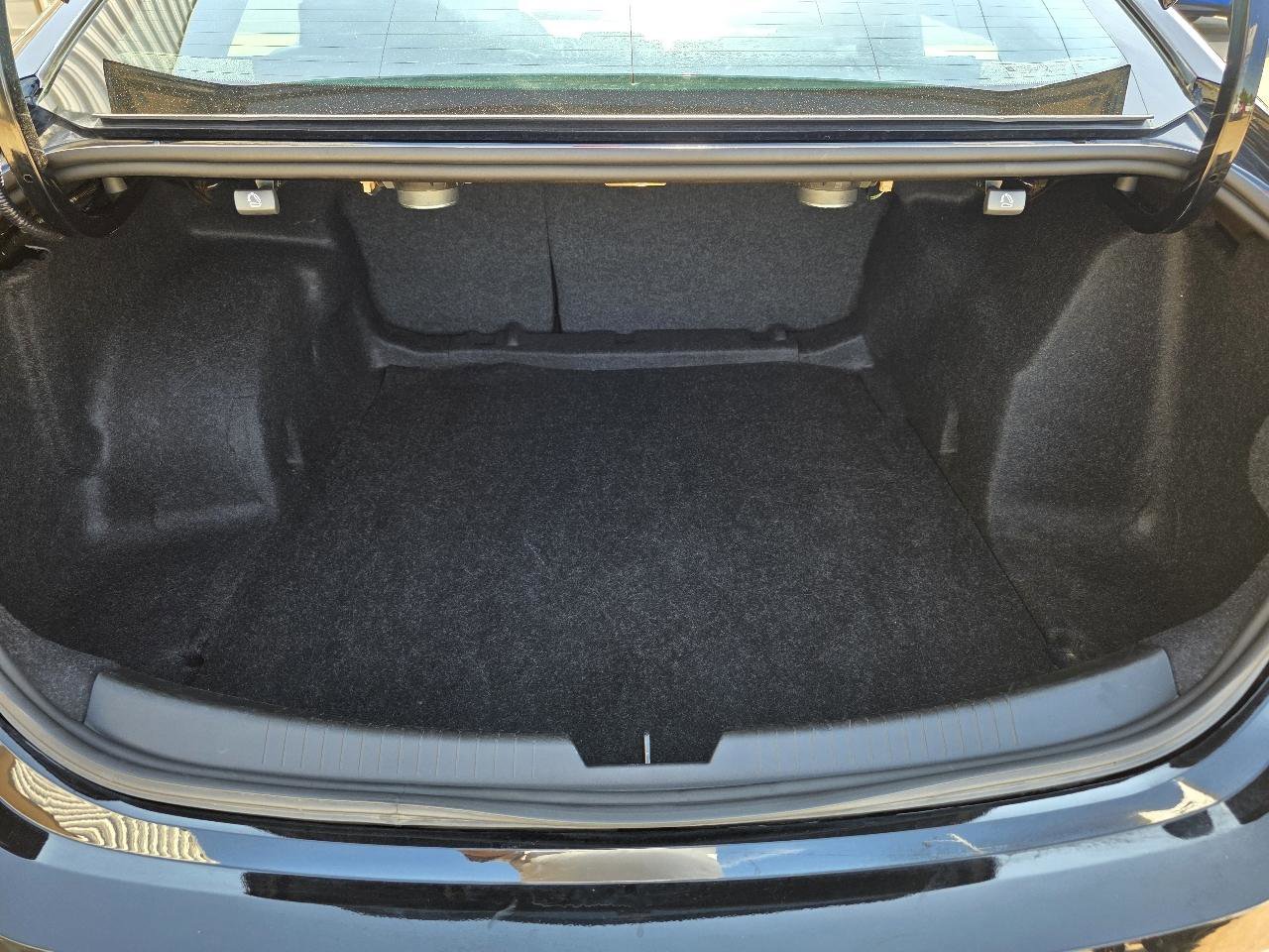 Used 2024 Chevrolet Malibu LT FWD image 25