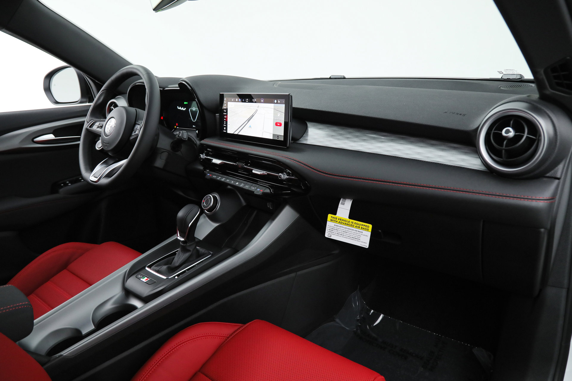 New 2026 Alfa Romeo Tonale Sprint w/ Red Premium Package image 18