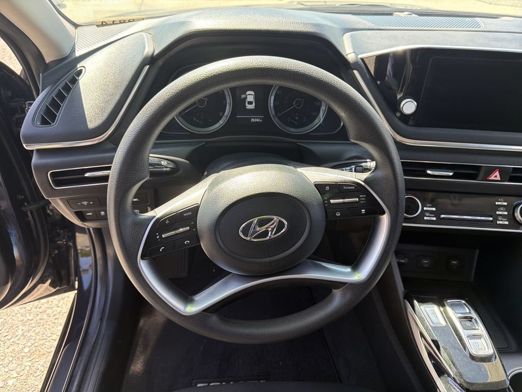 Used 2023 Hyundai Sonata SEL FWD image 12