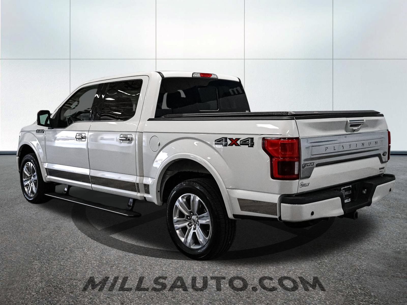 Used 2020 Ford F150 Platinum w/ Equipment Group 701A Luxury AWD/4WD image 5