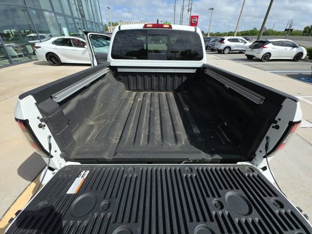 Used 2025 Nissan Frontier SV w/ SV Convenience Package image 28