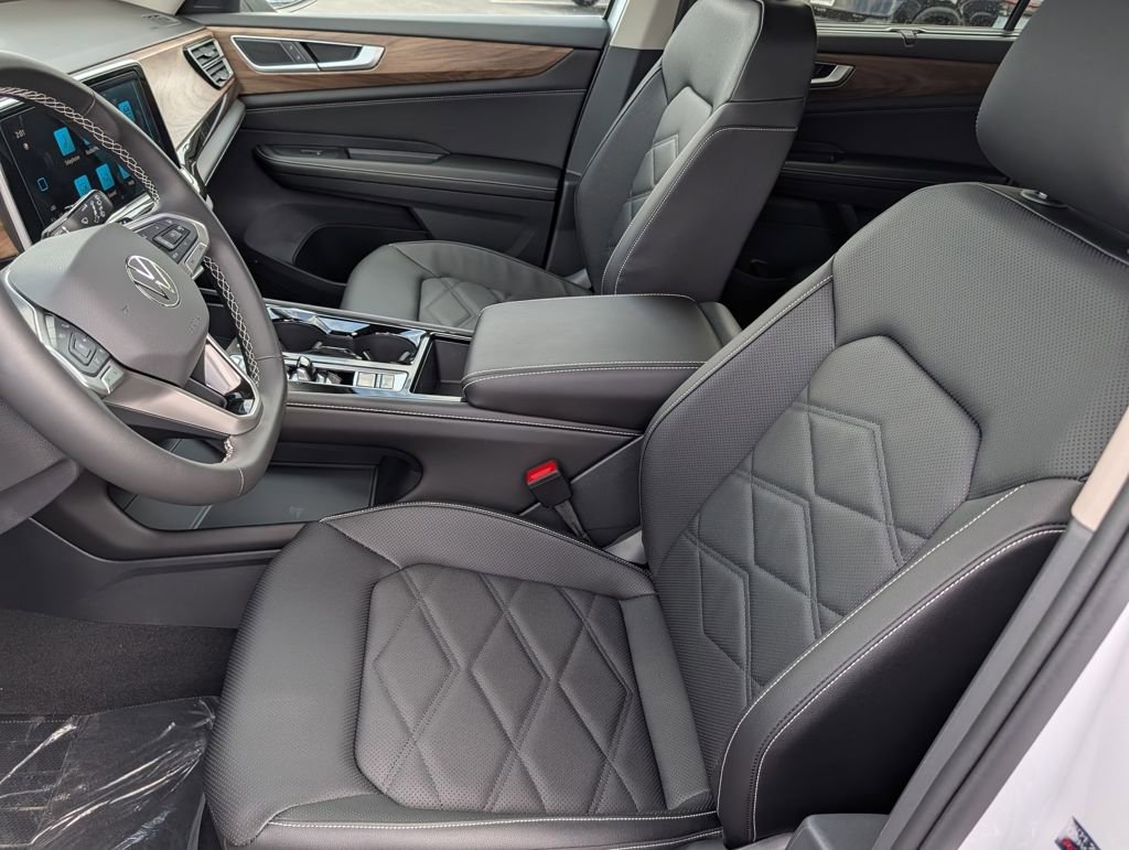 New 2026 Volkswagen Atlas SE image 10