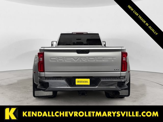 Used 2020 Chevrolet Silverado 3500 LTZ AWD/4WD image 4