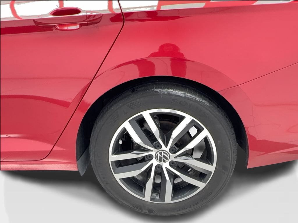 Used 2025 Volkswagen Jetta SE FWD image 6