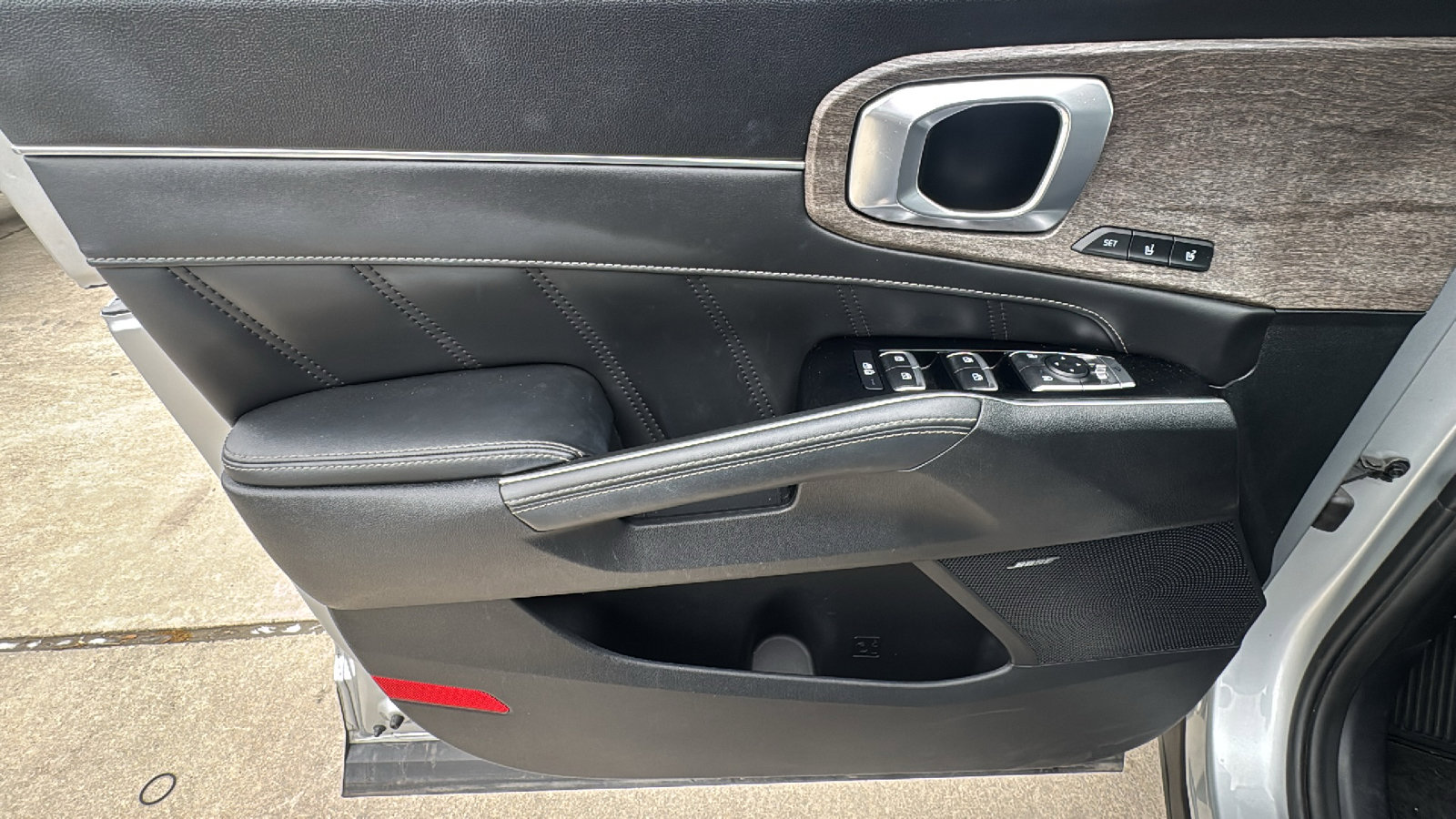 Used 2022 Kia Sorento SX Prestige AWD/4WD image 12