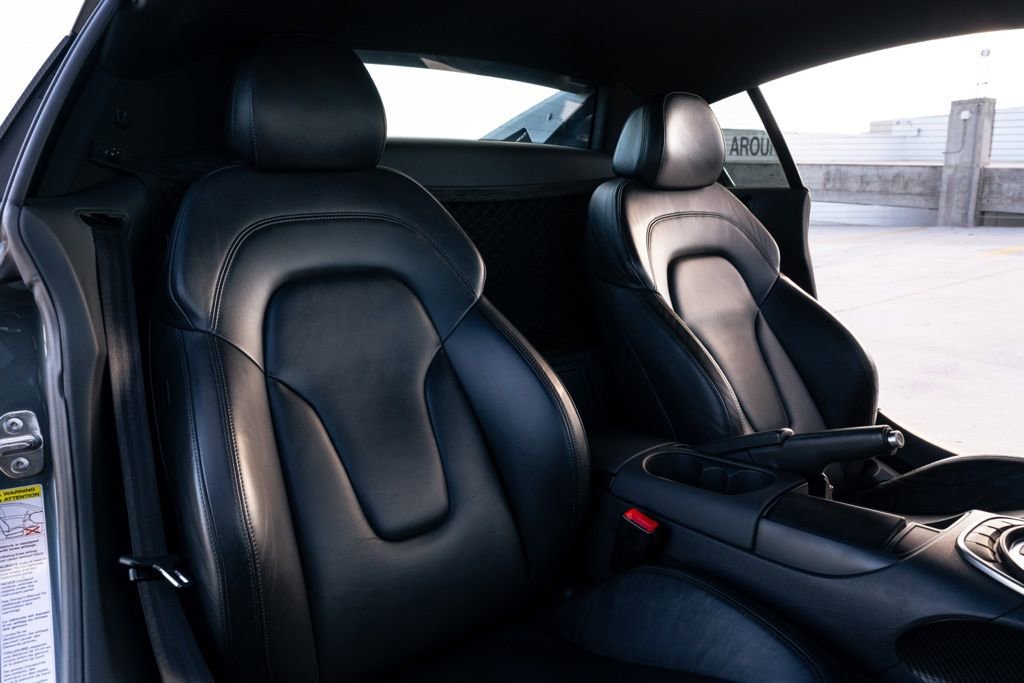 Used 2011 Audi R8 V10 image 32