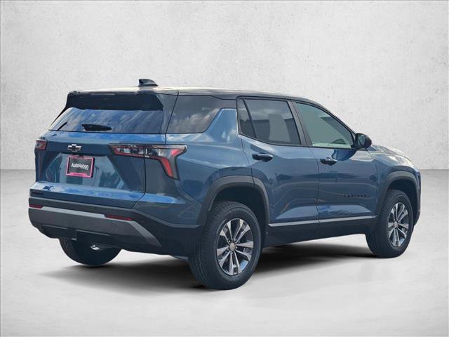 New 2026 Chevrolet Equinox LT w/ Safety and Technology Package FWD image 2