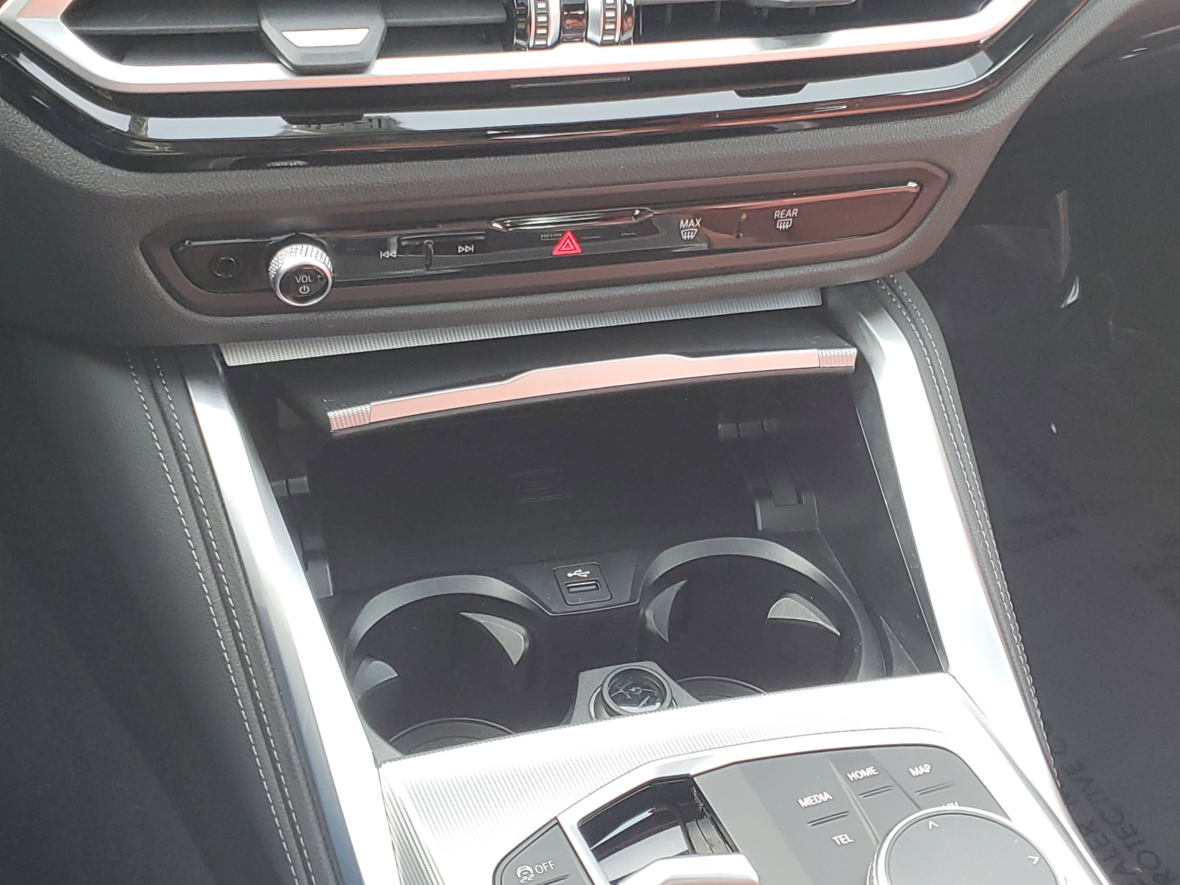 Used 2024 BMW i4 eDrive40 w/ M Sport Package image 19