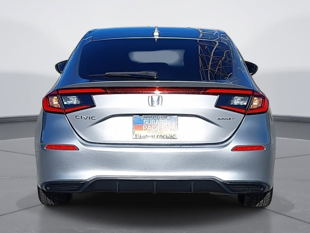 Used 2022 Honda Civic Sport image 4