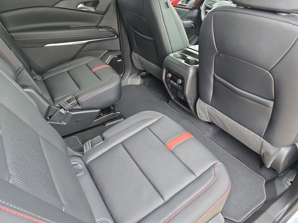 New 2026 Chevrolet Traverse RS FWD image 11