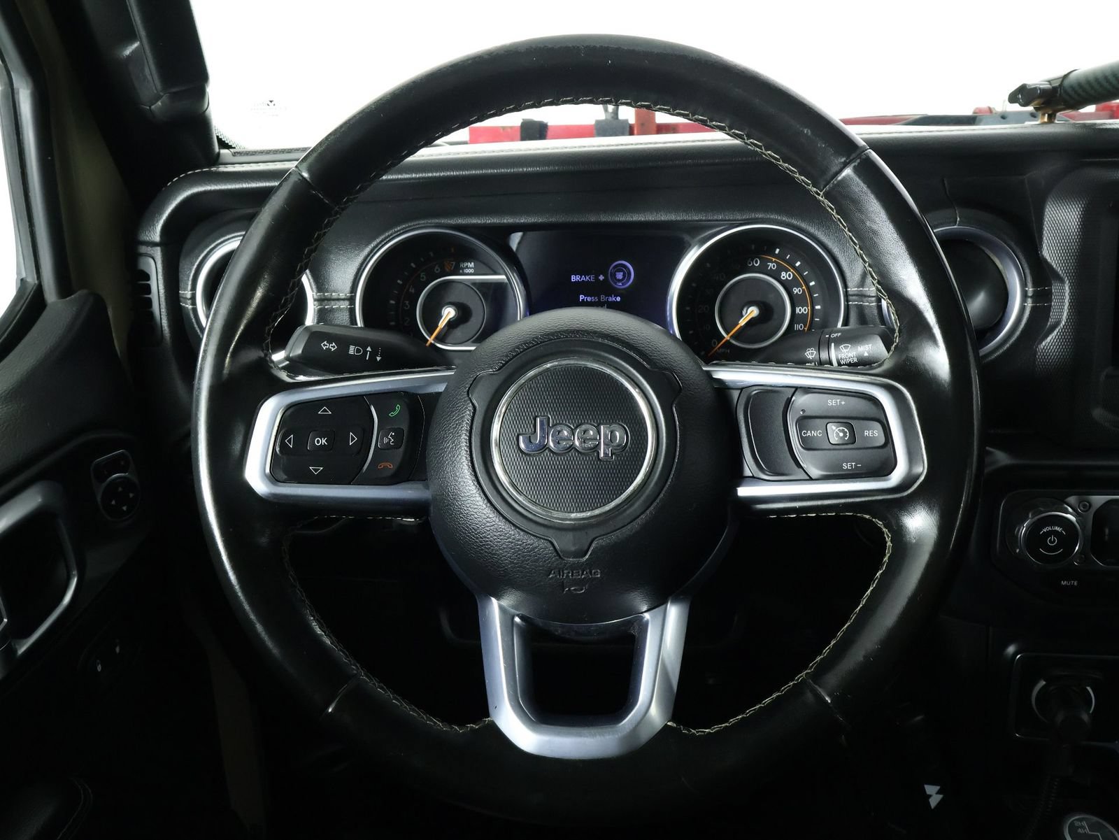 Used 2020 Jeep Gladiator Overland AWD/4WD image 8
