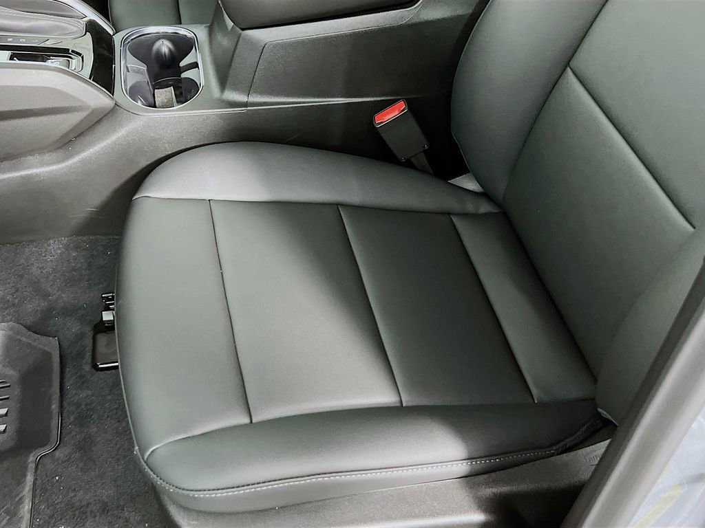 New 2026 GMC Canyon Elevation w/ Convenience Package image 16