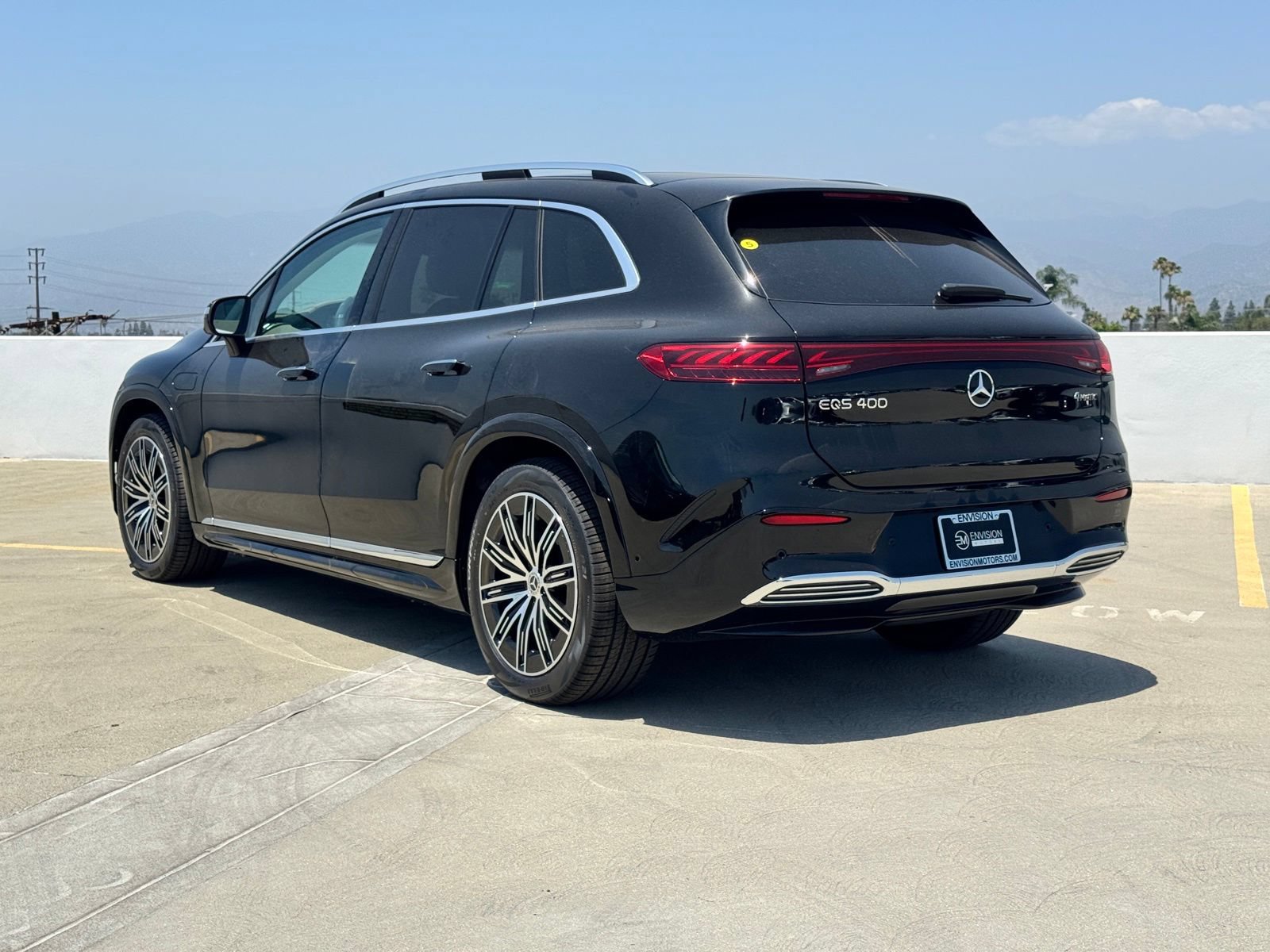 New 2026 Mercedes-Benz EQS 400 4MATIC SUV image 10