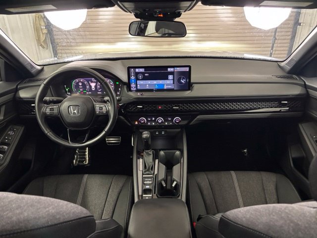 Used 2023 Honda Accord Sport image 14