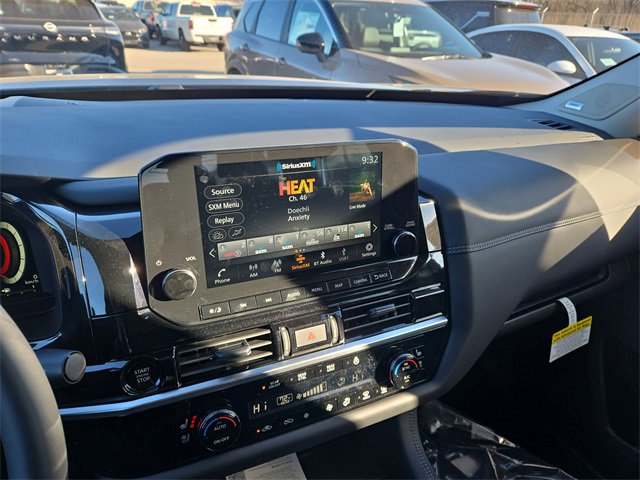 New 2025 Nissan Pathfinder Platinum w/ Cargo Package image 24