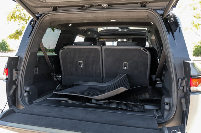 Used 2023 Rivian R1S Adventure Quad AWD/4WD image 57